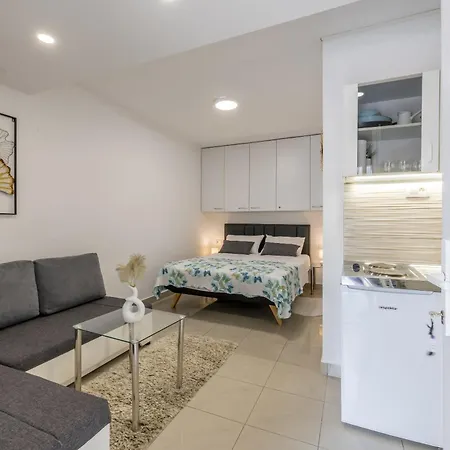 Studio Apartment Nikol Split Exterior photo